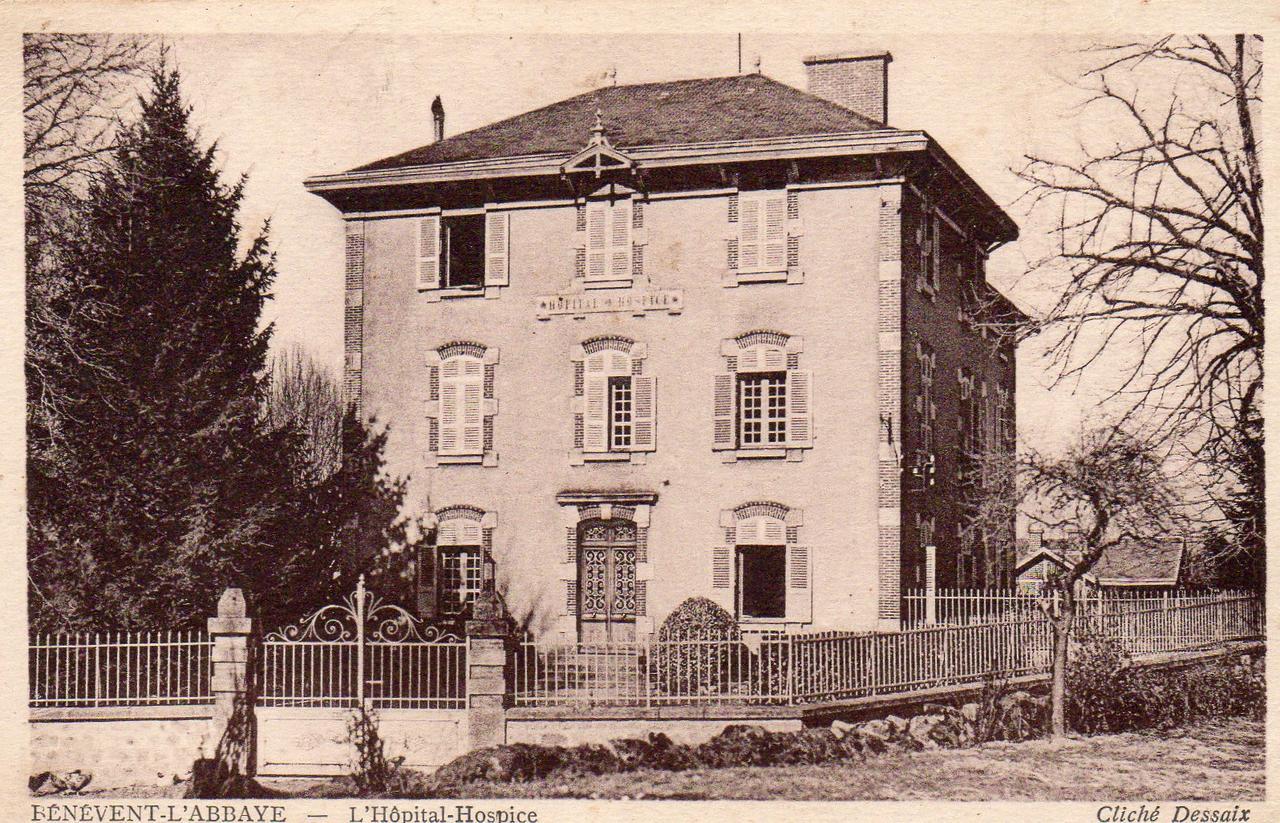 Aux Cieux Apartment Benevent-l'Abbaye Bagian luar foto